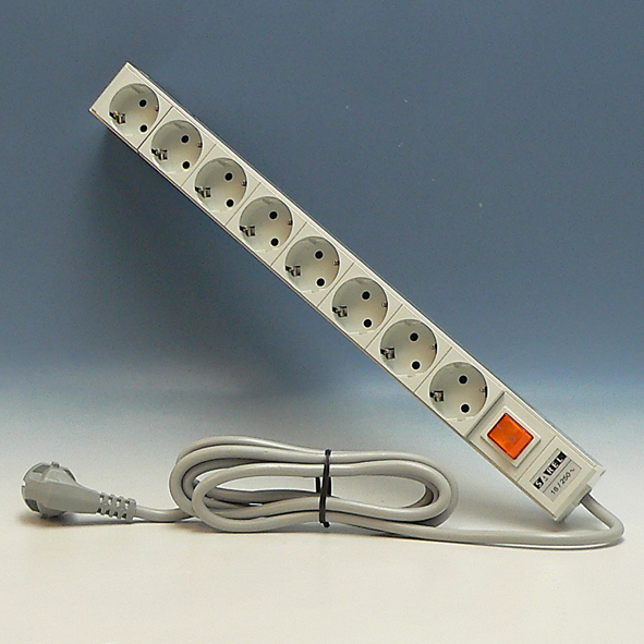 SCHNEIDER NSYAPU19S8S SPANNINGSSLOF 8V 19" VDE AAR afbeelding 2