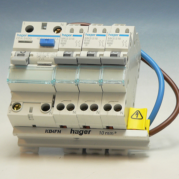 Hager Vision Uitbreidingsset Combinatie 1x aardleksch. 2p/16A/30mA+3x automaat 1p/16A/B VKS03COMBI afbeelding 2