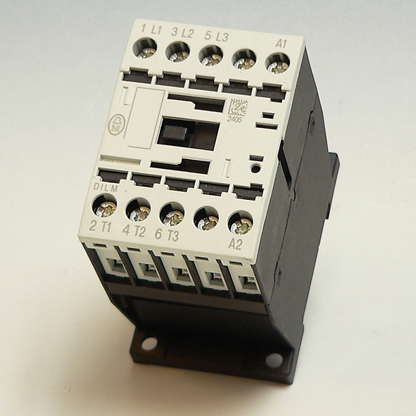 EATON DILM7-01(230V50HZ.24 MAG SCHAK 3P 1V 3KW afbeelding 2