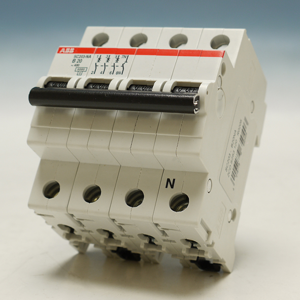 ABB SC 203 B20 NA AUTOMAAT B20A 3P+N