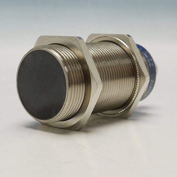 SCHNEIDER XS630B1PAM12 BEN SCHAK IND SN15MM M30 NO afbeelding 2