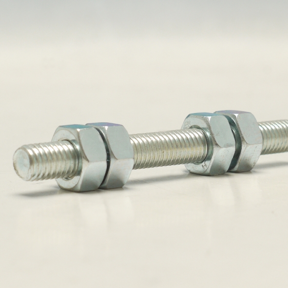 Draadstangset M10 incl. moeren/ringen 0,5m M10/500