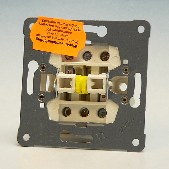 PEHA 616/4 SCHAK INB 1P JAL