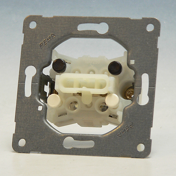 PEHA 517 SCHAK INB KRUIS afbeelding 2