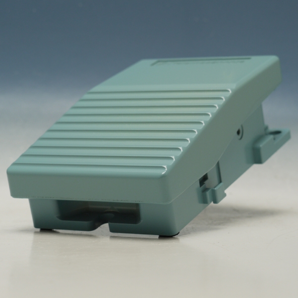 SCHNEIDER XPEM110 VOETPEDAAL METAAL 1M1V IP66 afbeelding 2