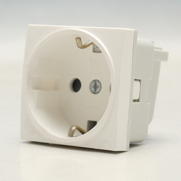 Stopcontact wit kinderveilig enkel Tehalit wit 9010 WS160 afbeelding 2