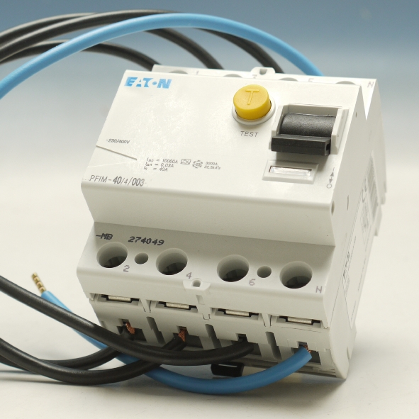 EATON PFIM-40-4-003-A-MB-F ALS 4P 40A 30MA NAAST F afbeelding 2