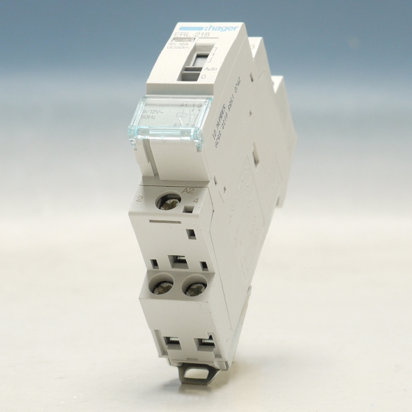 Hager Magneetschakelaar 16A hand 1M/1V 12VAC ERL218 afbeelding 2