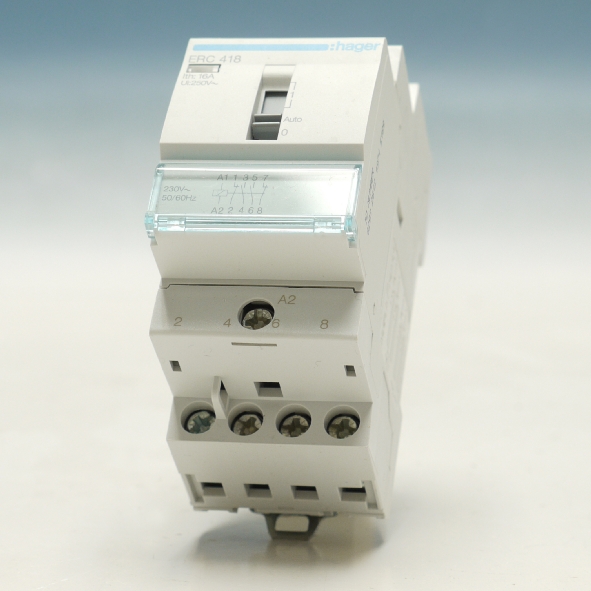 Hager Magneetschakelaar 16A hand 2M/2V 230VAC ERC418 afbeelding 2
