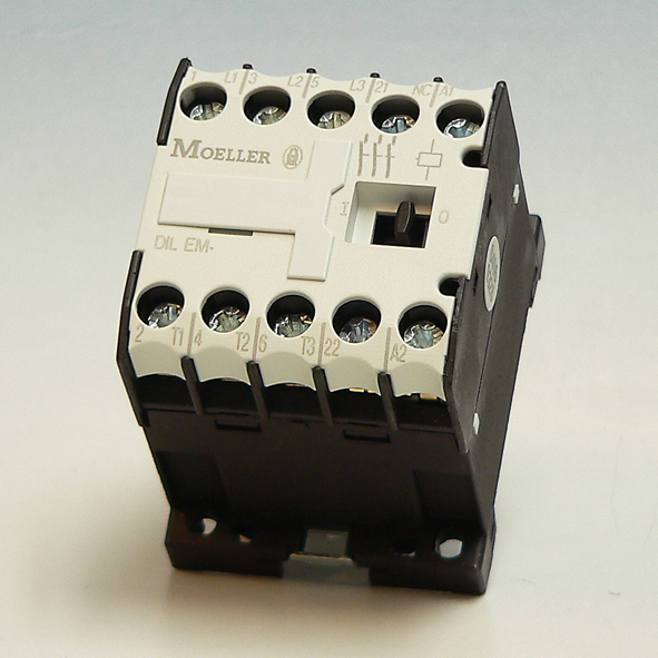 EATON DILEM-10(24V50/60HZ) MAG SCHAK 3P1M 4KW afbeelding 2