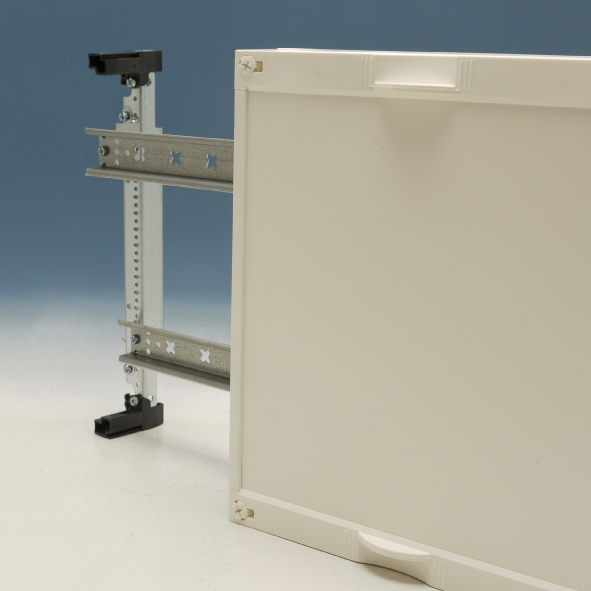Hager Gesloten unit leeg 300x750mm UD23A1 afbeelding 2