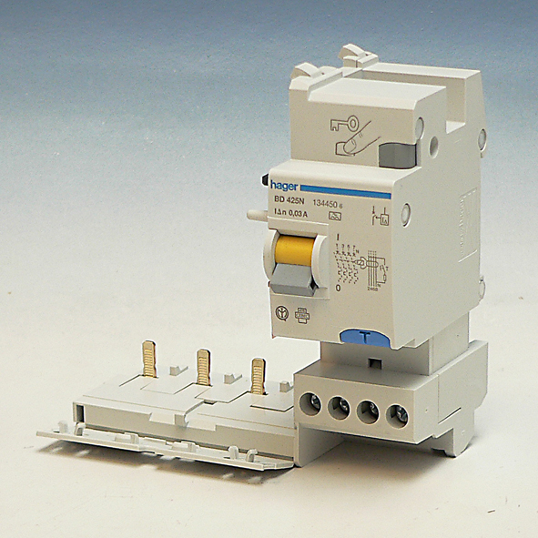 Hager Aardlekelement 4-P 25A 30mA klasse A BD425N afbeelding 2
