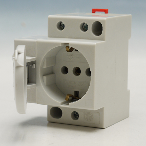 Hager WCD+RA met klapdeksel 16A/250V IP20 SN017 afbeelding 2