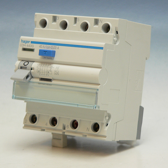 Hager Aardlekschakelaar 4-P 25A 30mA klasse HI CDH425G afbeelding 2