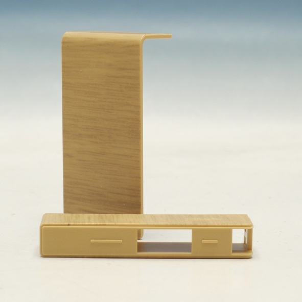 Elektro Plint eindstuk Eiken 80mm