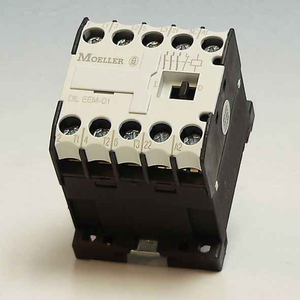 EATON DILEEM-01(230V50HZ.2 MAG SCHAK 3P1V 3KW afbeelding 2