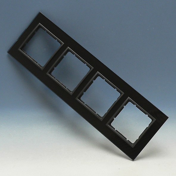 Berker B.7 afdekraam 4-voudig glas zwart (10146616) afbeelding 2