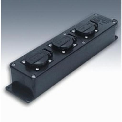 Snoercentrale zwart 3 stopcontacten 16A 230V Keraf stagebox slagvast 104473