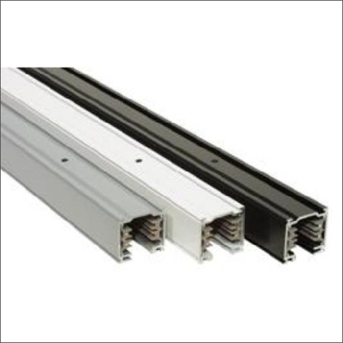 Spanningsrail 3f 33x36mm opbouw wit 3m
