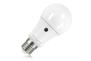 LED-lamp GLS sensor E27 8,5W 2700K 806lm 200° mat