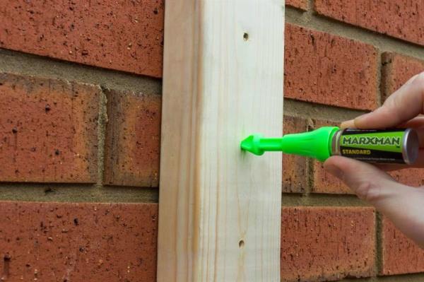 Krijtmarker spray tbv gaten tot 100mm zwart