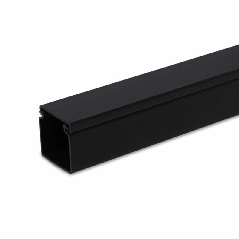 Kabelgoot zwart 30x30mm 2 meter RAL 9005 in folie Canalit 952218