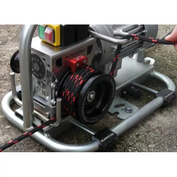 Elektrische treklier voor polyester trektouw CW 800 E inclusief trolley en spanband Runpotec afbeelding 9